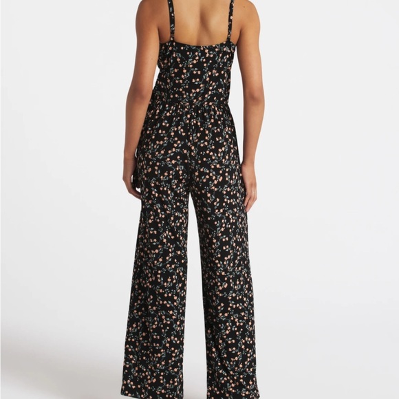 Kaleigh Women’s Black Floral Jumpsuit - Picture 4 of 11
